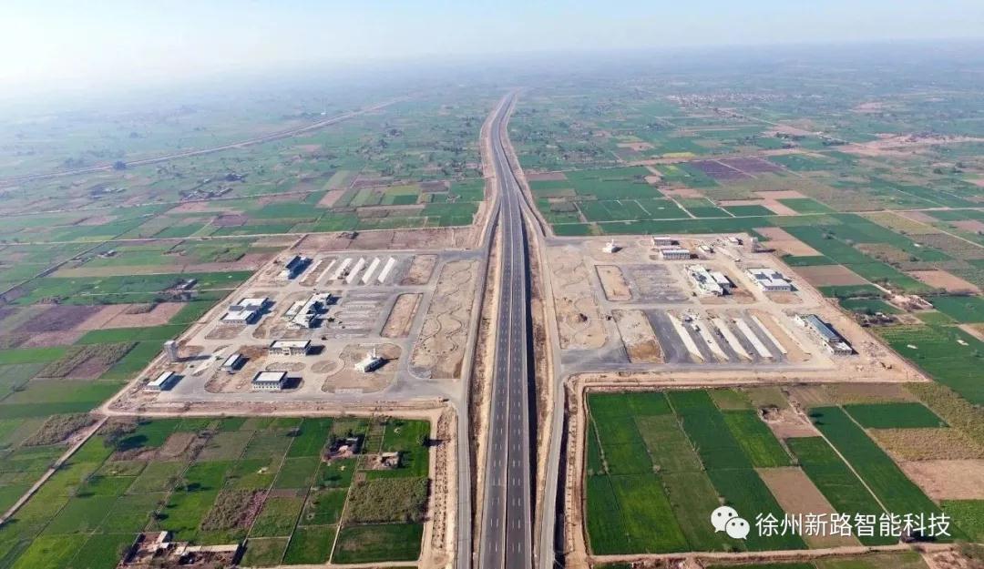 新路科技滑模機(jī)攻堅克難創(chuàng)佳績，中鐵二十局海外工程再獲好評！